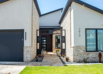 Landscaping vs Lawn Care